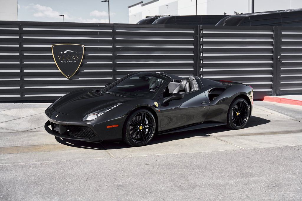 Used 2018 Ferrari 488 Spider image 5