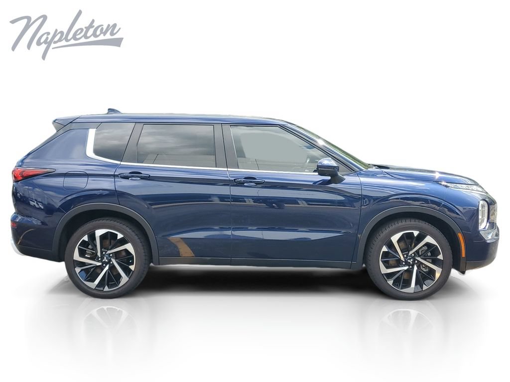 Used 2024 Mitsubishi Outlander SE FWD image 7