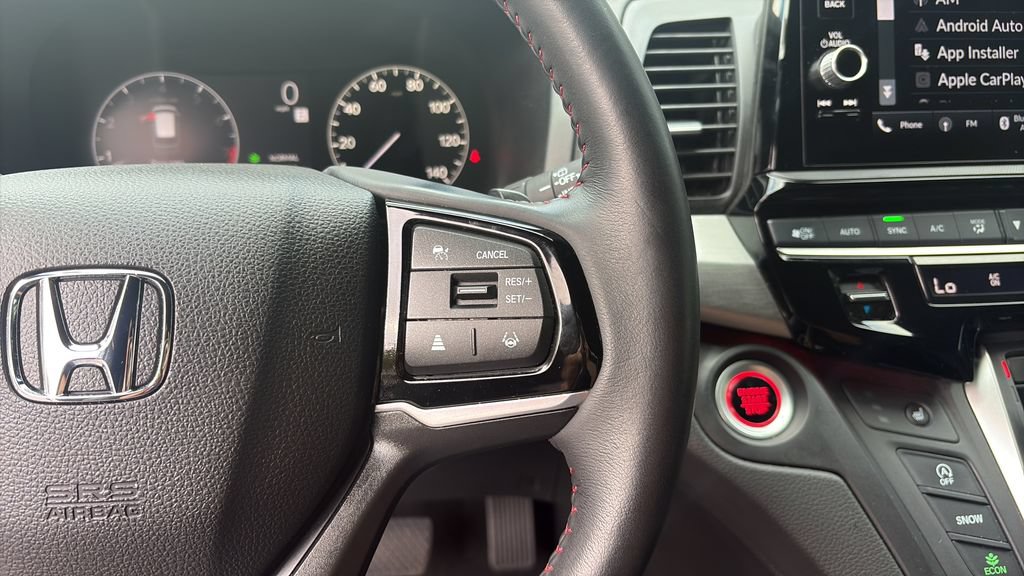 Used 2025 Honda Odyssey Sport-L image 21