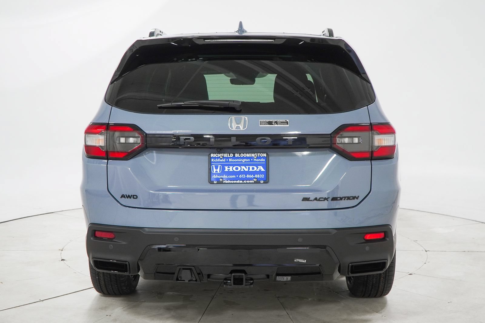 New 2026 Honda Pilot Black Edition image 8