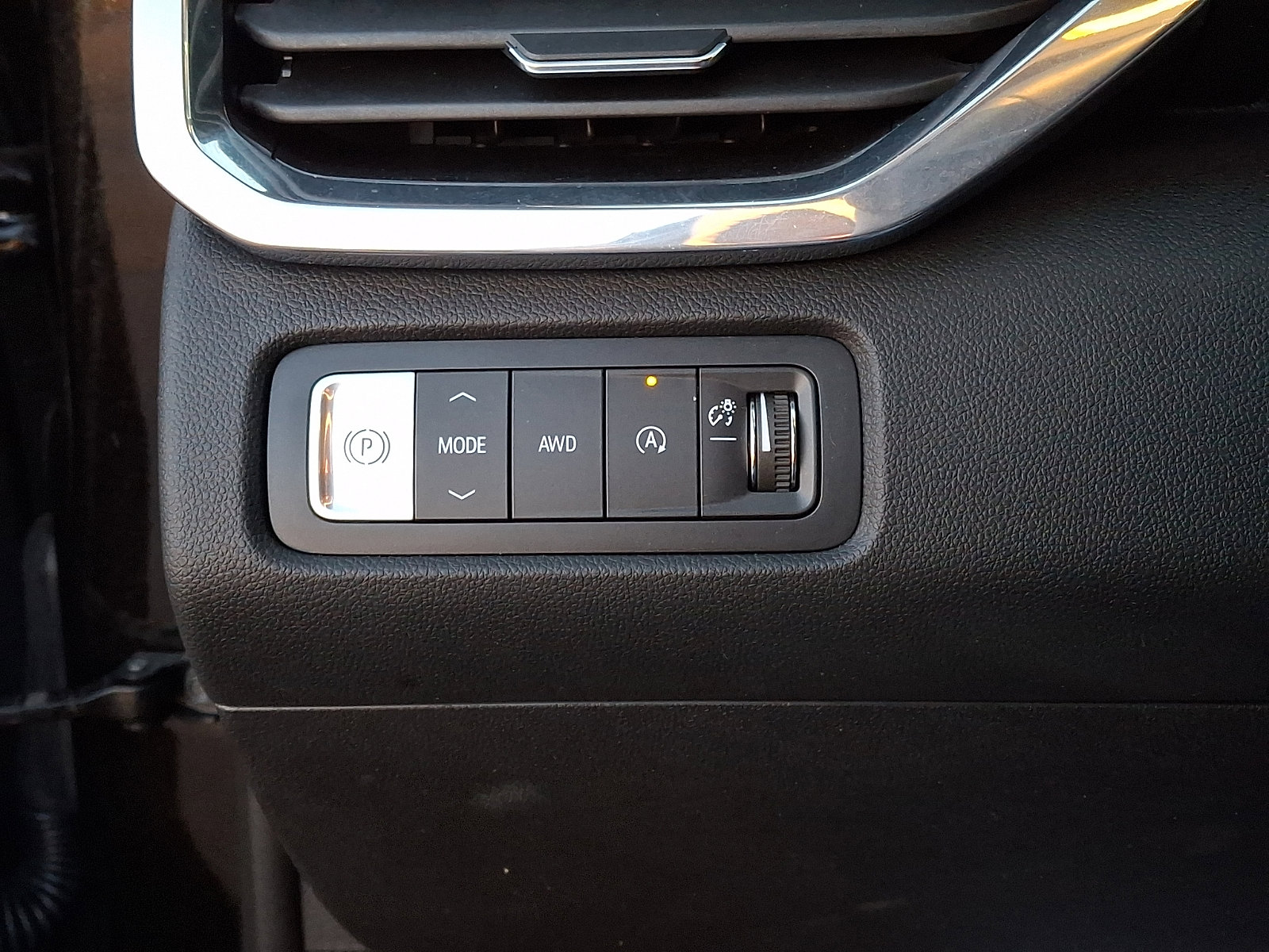 Certified 2024 GMC Acadia Elevation image 26