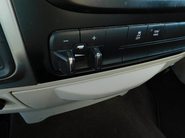 Used 2016 RAM 2500 SLT image 34