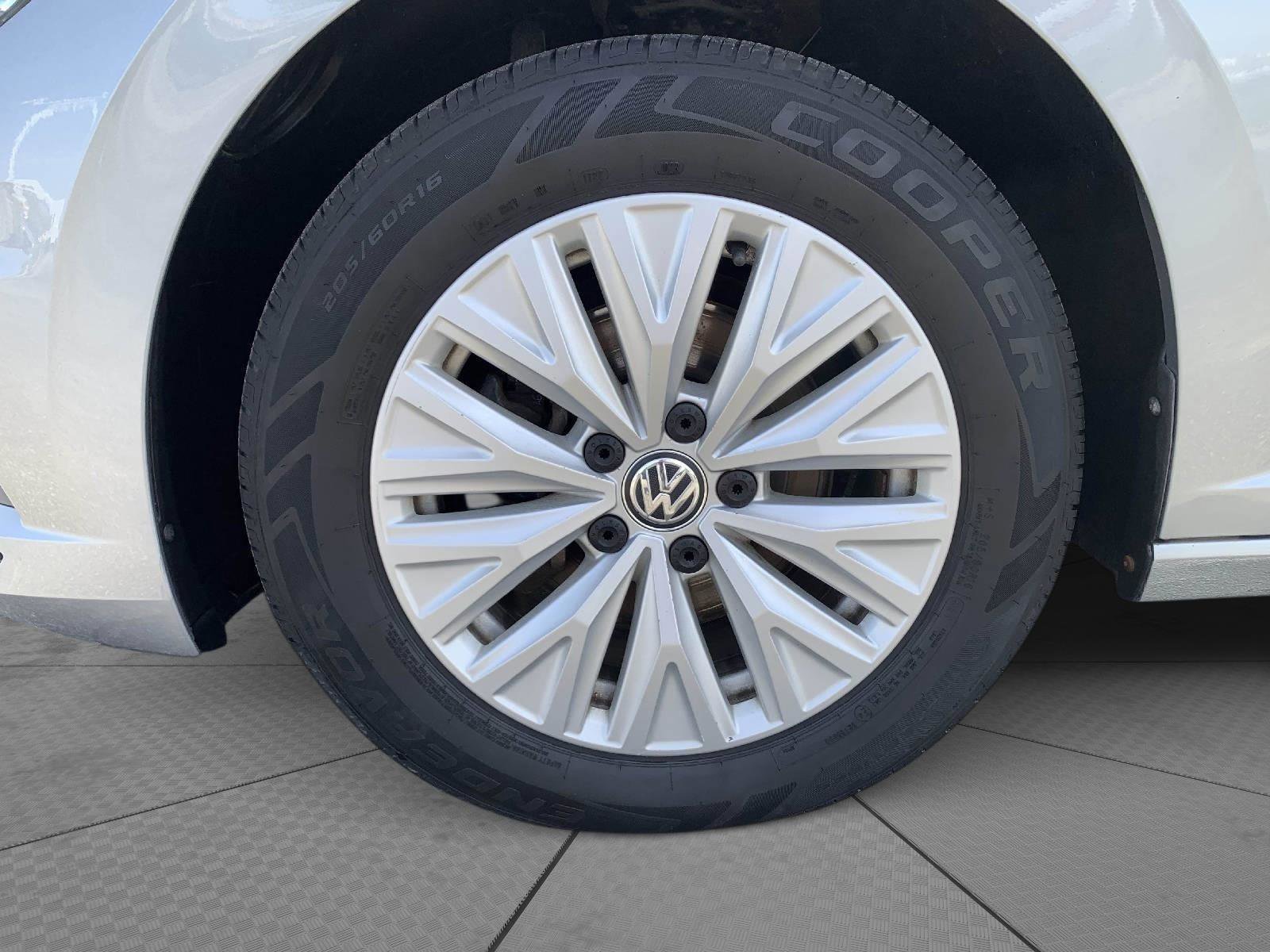Used 2019 Volkswagen Jetta S w/ Driver Assistance Package FWD image 9
