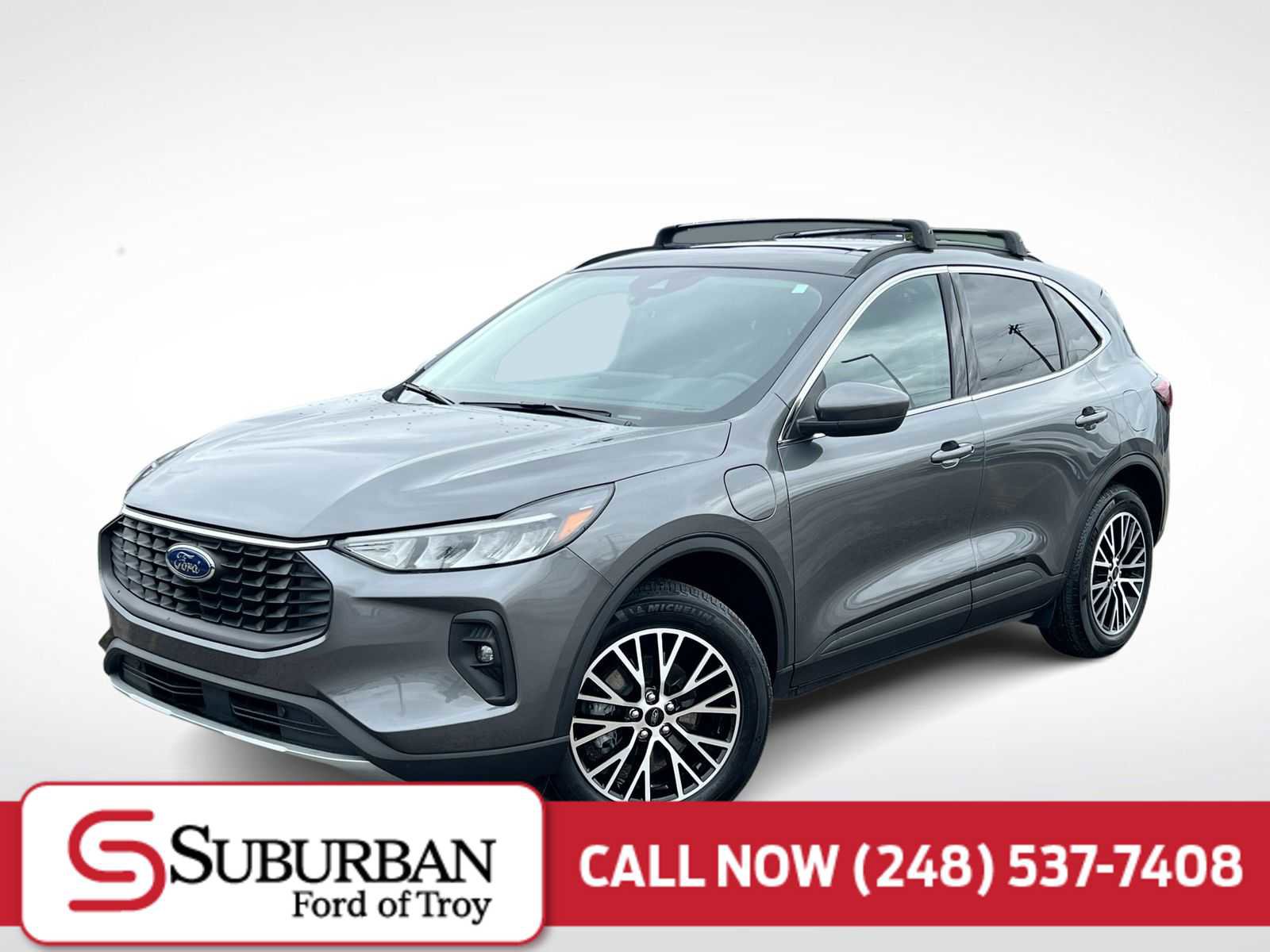 Used 2025 Ford Escape SE w/ Class II Trailer Tow Package FWD image 1