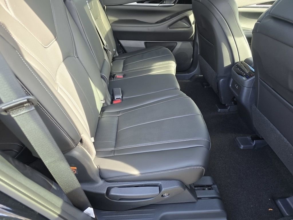 Certified 2025 INFINITI QX60 Pure image 22