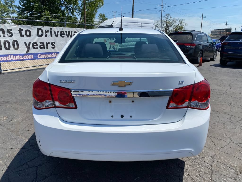 Used 2013 Chevrolet Cruze LT FWD image 3