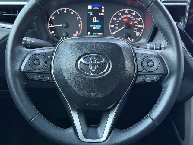Certified 2025 Toyota Corolla Cross LE w/ Moonroof Package FWD image 26