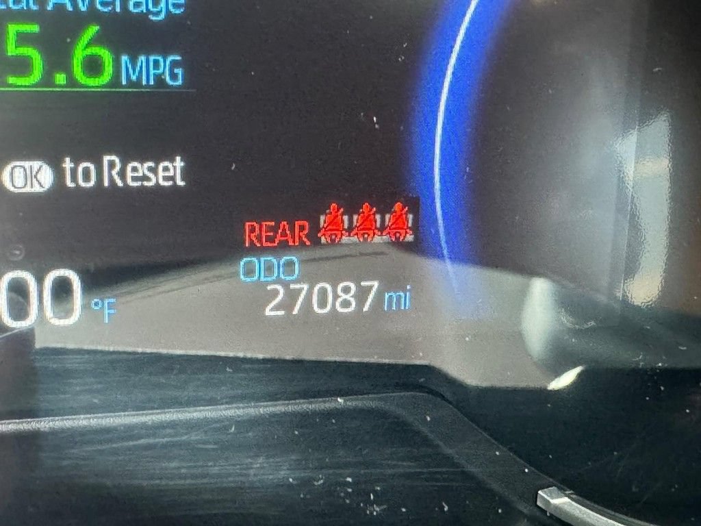 Used 2025 Toyota RAV4 LE AWD/4WD image 27