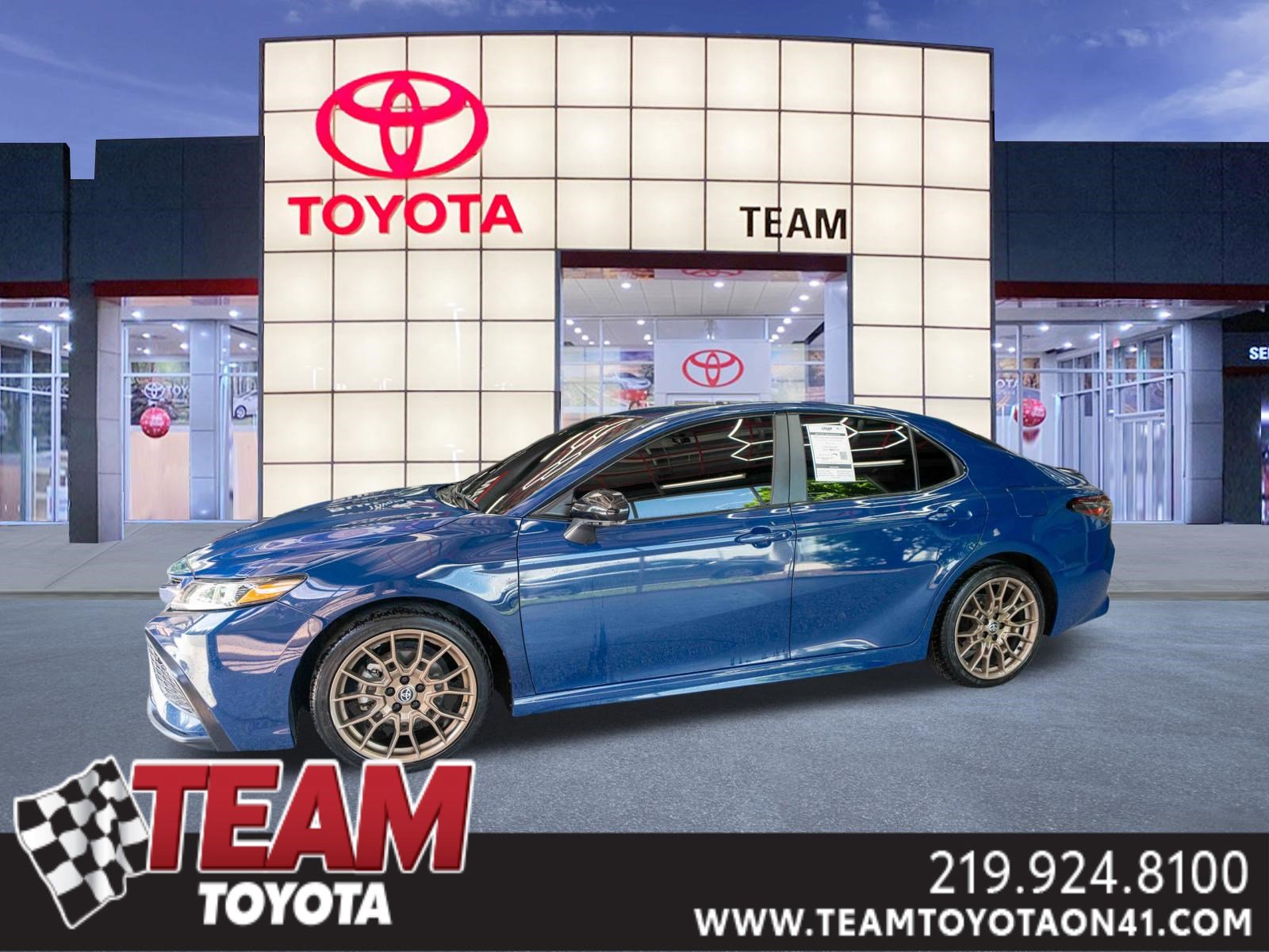 Used 2024 Toyota Camry SE