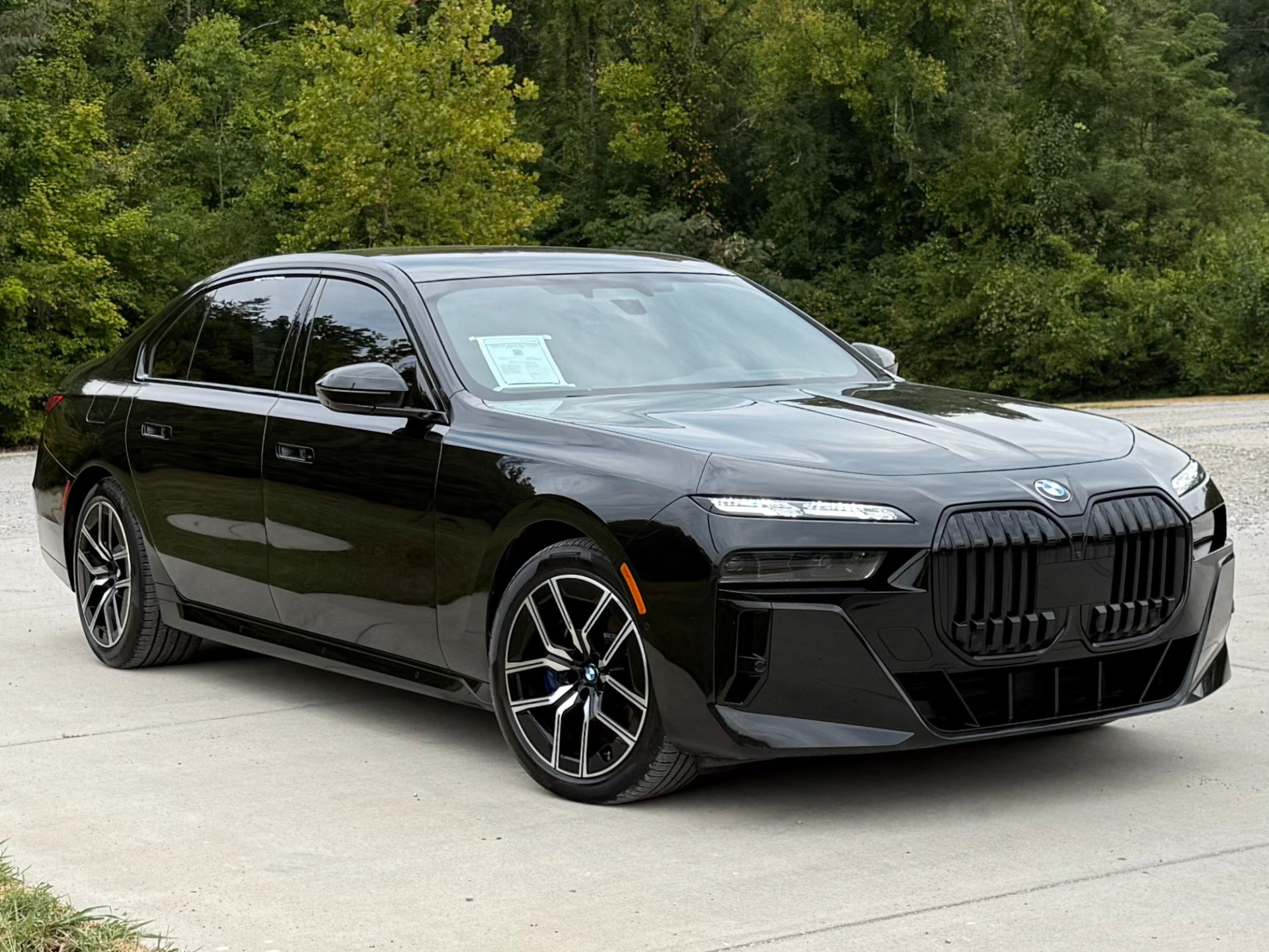 Used 2024 BMW 760i xDrive w/ Executive Package