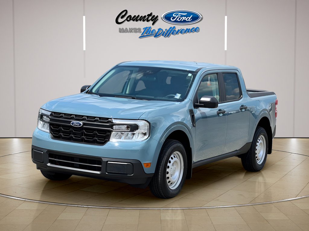 Used 2023 Ford Maverick XL FWD image 2