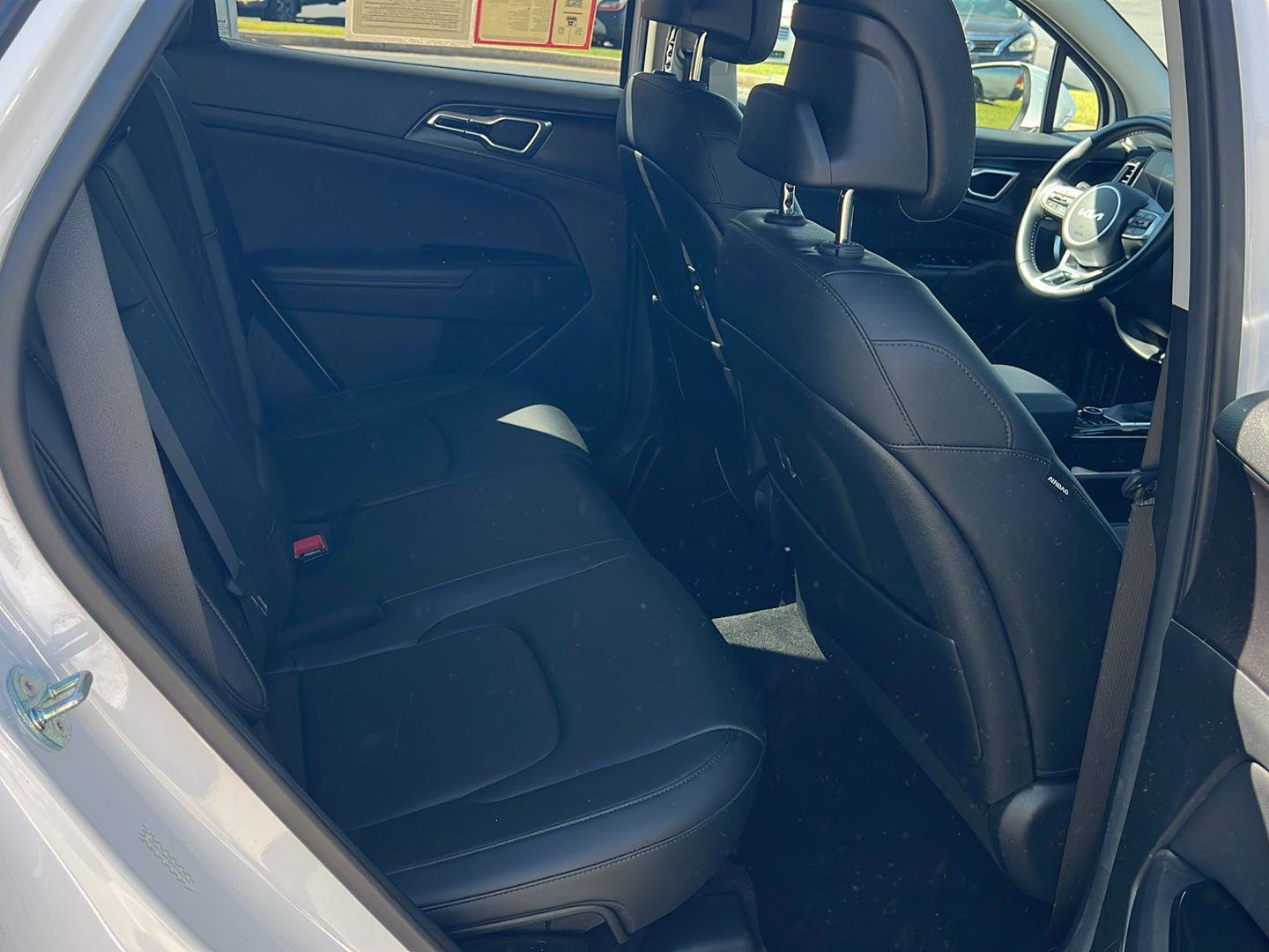 Used 2023 Kia Sportage EX image 12