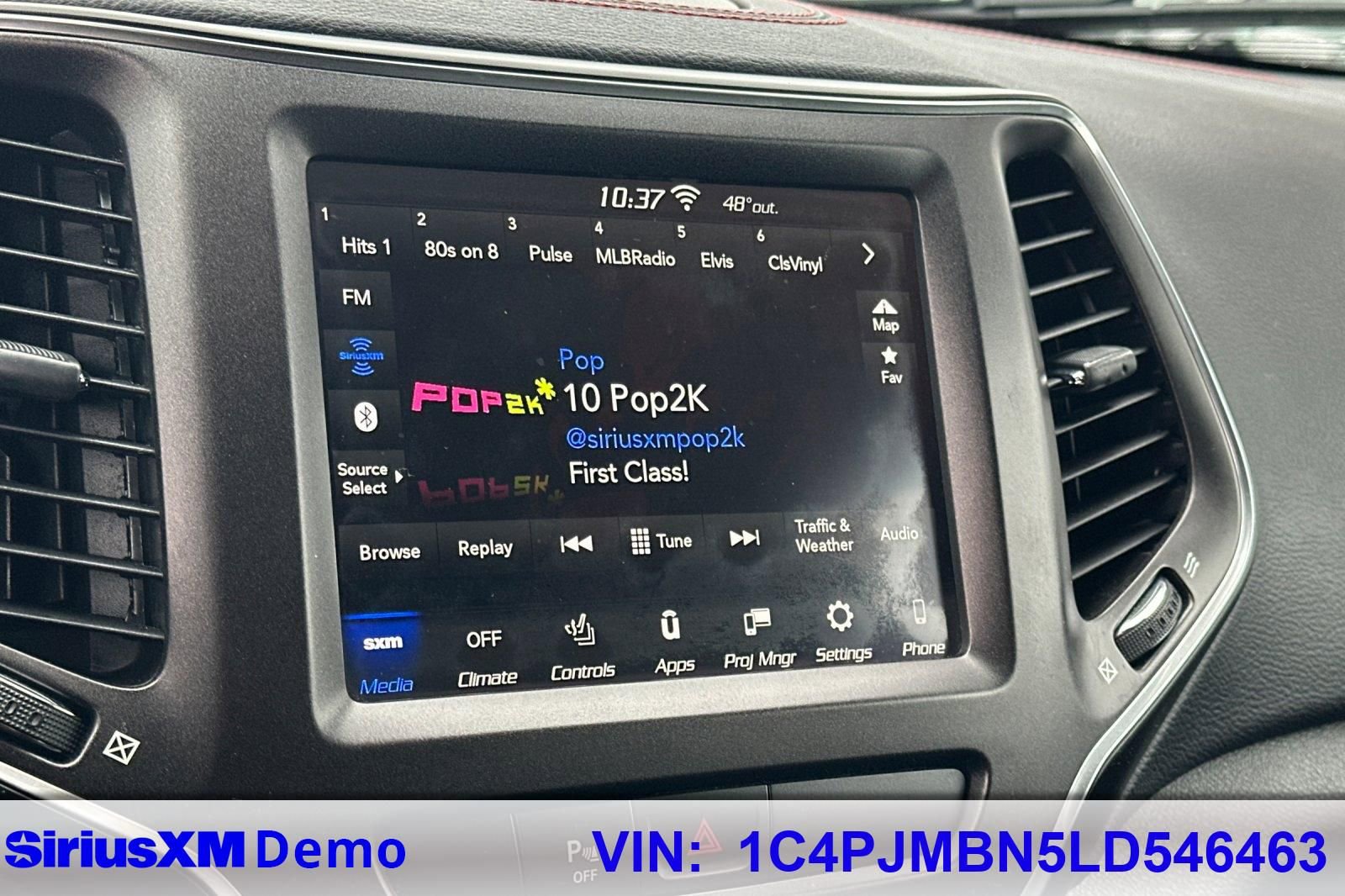 Used 2020 Jeep Cherokee Trailhawk w/ Cold Weather Group image 26