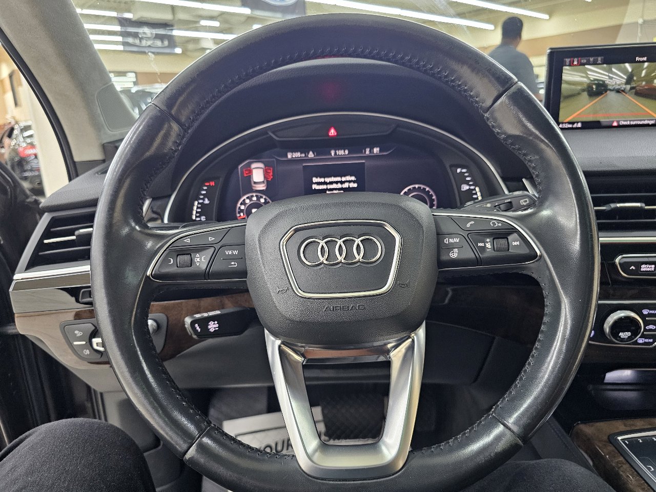 Used 2018 Audi Q7 3.0T Prestige image 32
