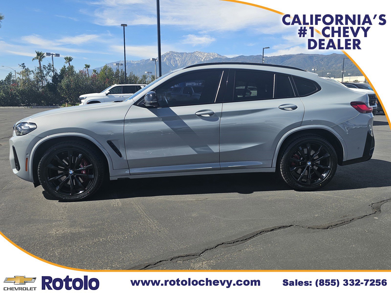 Used 2023 BMW X4 M40i w/ Premium Package image 3