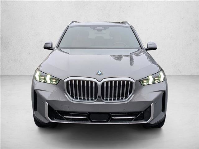 Certified 2025 BMW X5 xDrive40i w/ Parking Assistance Package image 2