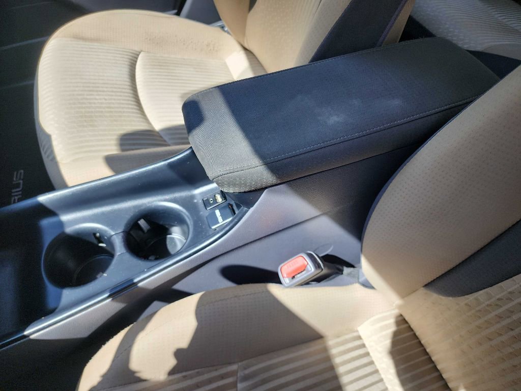 Used 2017 Toyota Prius Two w/ Prius Two Safety Plus Package FWD image 18
