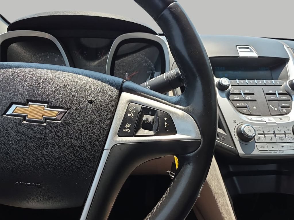 Used 2011 Chevrolet Equinox LT FWD image 22