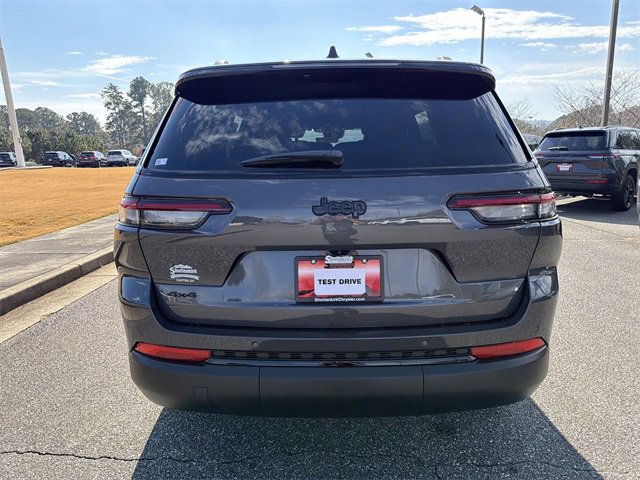 New 2025 Jeep Grand Cherokee L Altitude image 6