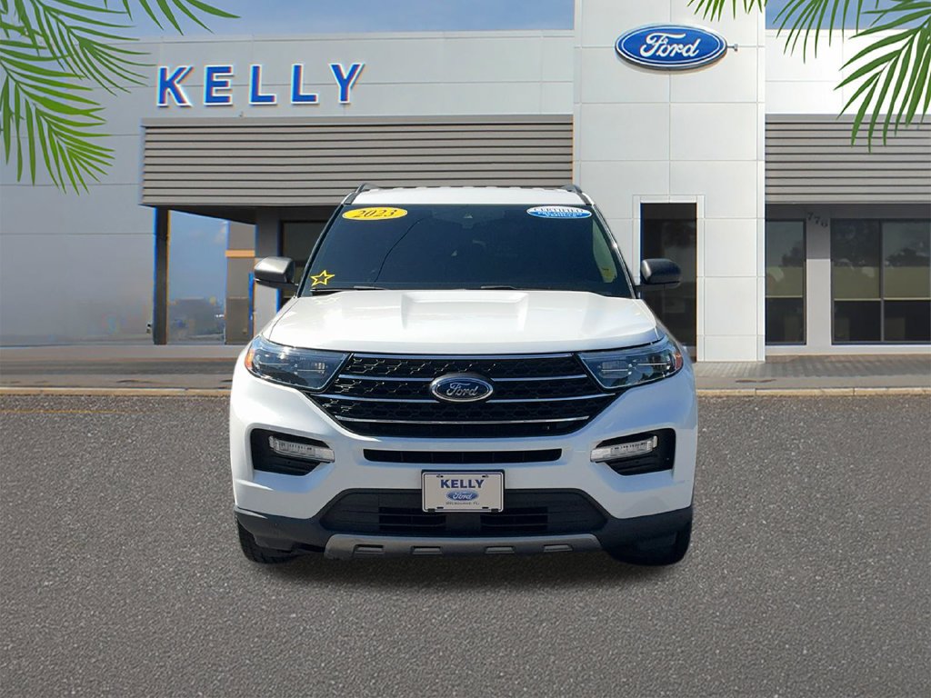 Certified 2023 Ford Explorer XLT w/ Equipment Group 202A RWD image 8