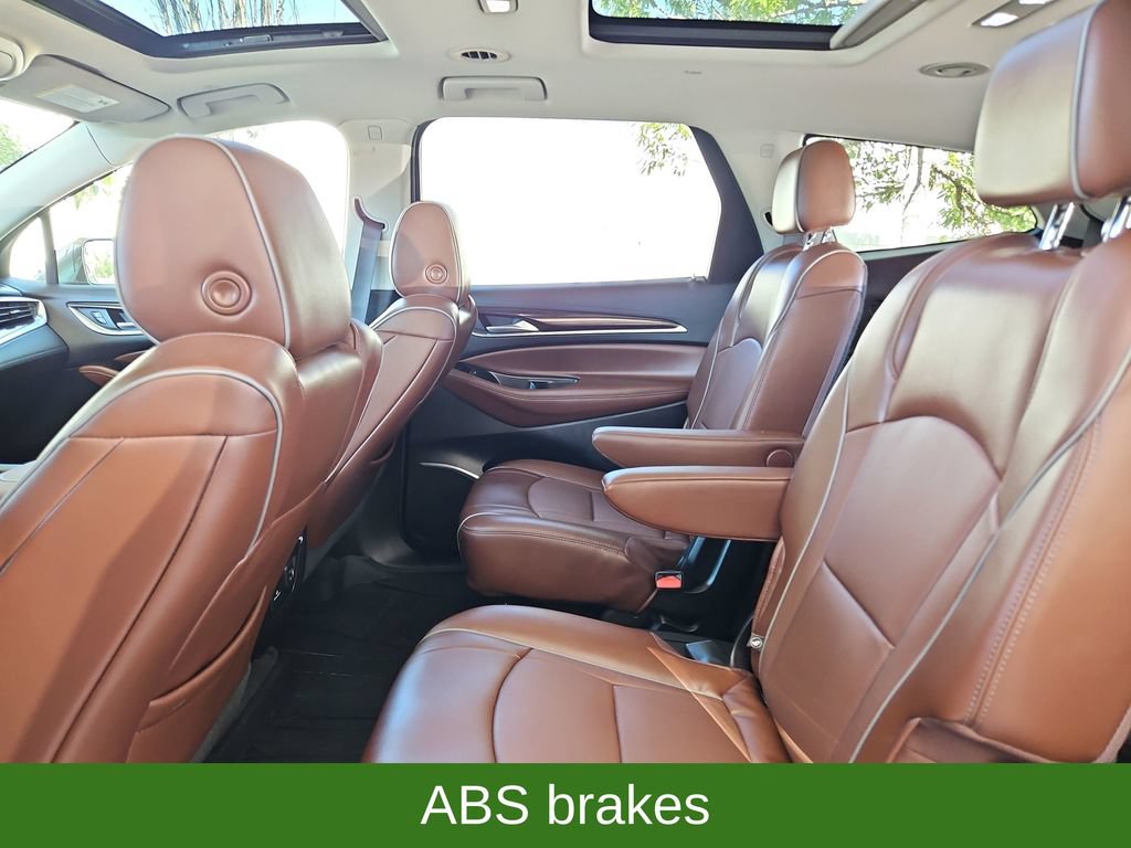 Used 2020 Buick Enclave Avenir w/ Avenir Technology Package AWD/4WD image 30
