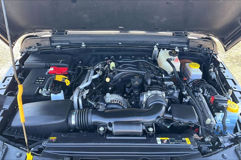 Used 2022 Jeep Wrangler Unlimited Sport image 10