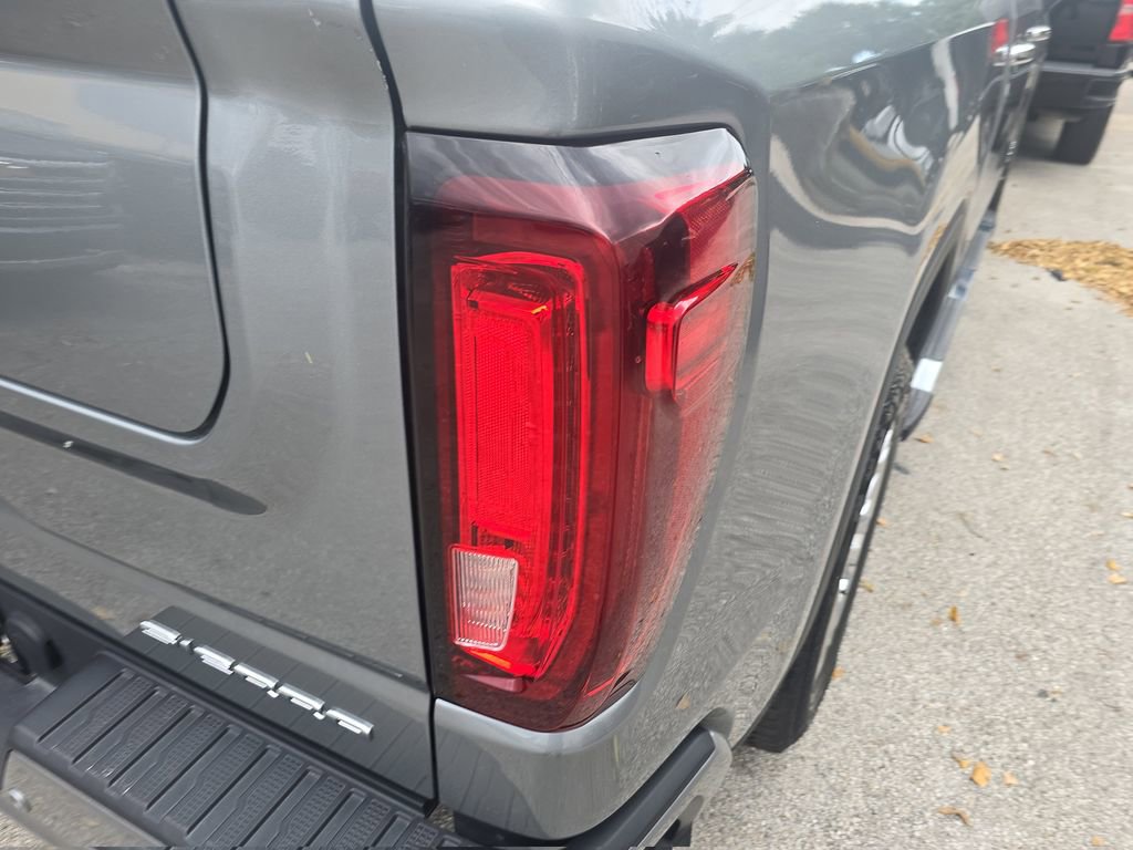 Used 2024 GMC Sierra 1500 Denali w/ Technology Package image 5