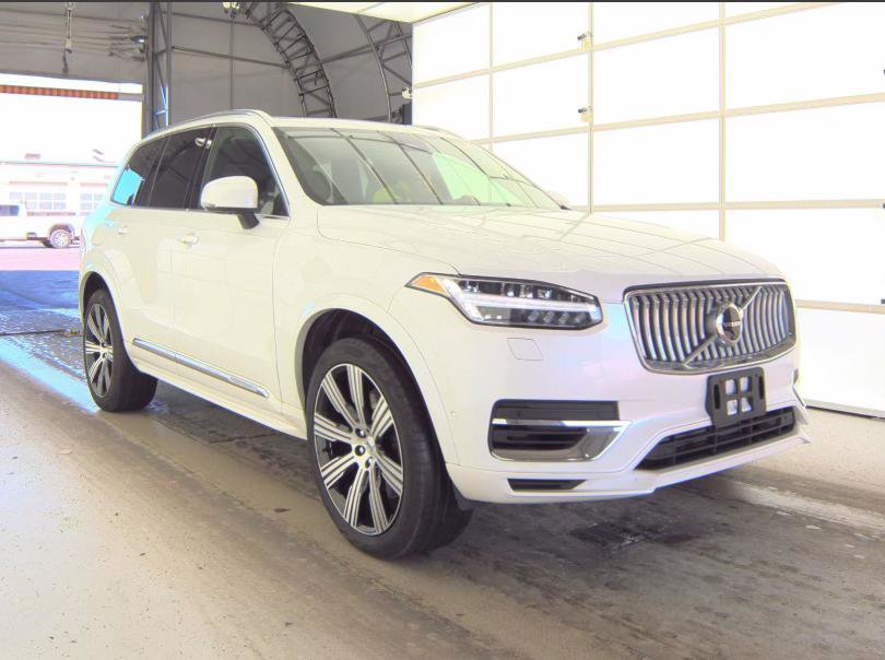 Certified 2024 Volvo XC90 T8 Ultimate w/ Lounge Package image 2