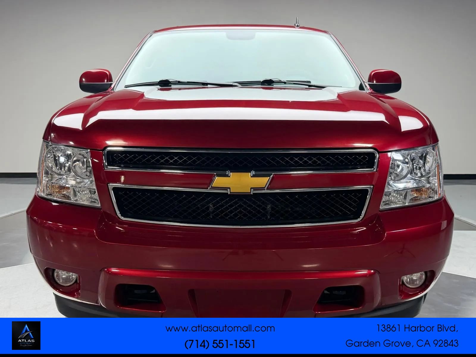 Used 2012 Chevrolet Suburban 2500 LT AWD/4WD image 3