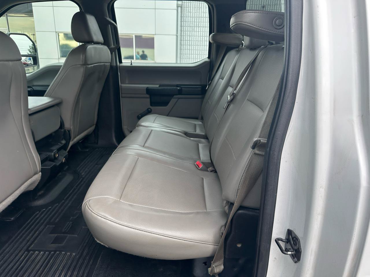 Used 2017 Ford F250 XL w/ XL Decor Group AWD/4WD image 24
