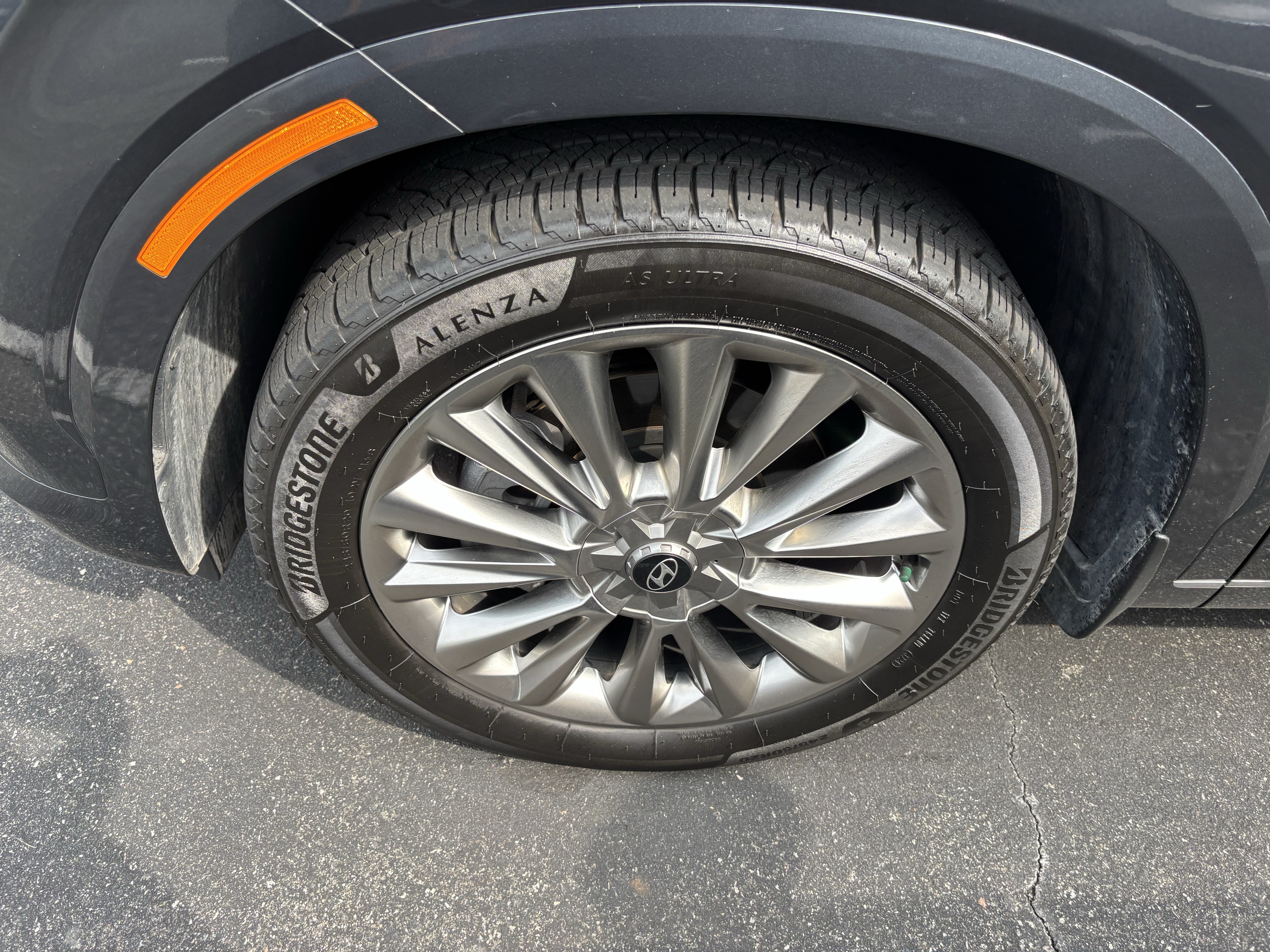 Used 2020 Hyundai Palisade Limited FWD image 13