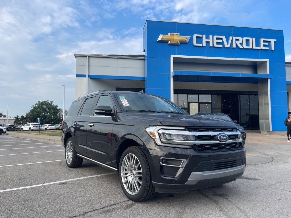 Used 2024 Ford Expedition Limited