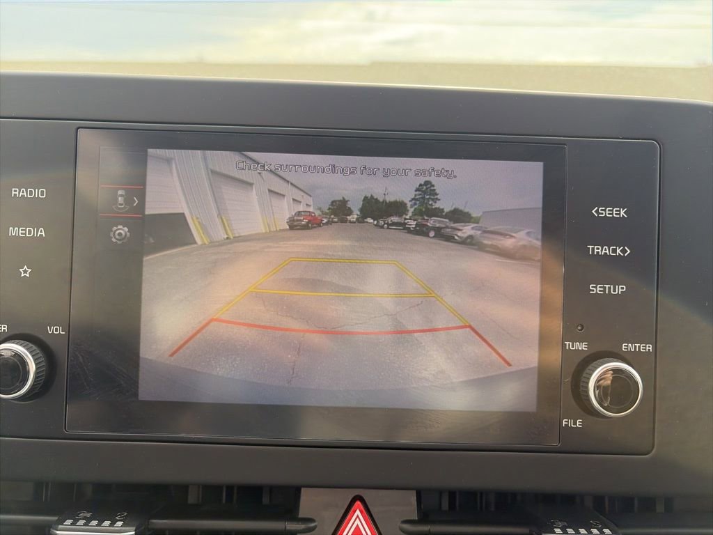 Used 2023 Kia Sportage LX image 19