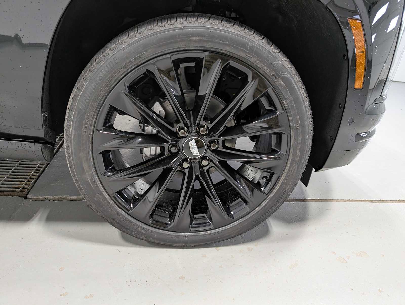 New 2026 Cadillac Escalade Platinum Sport w/ LPO, ONYX Package image 3