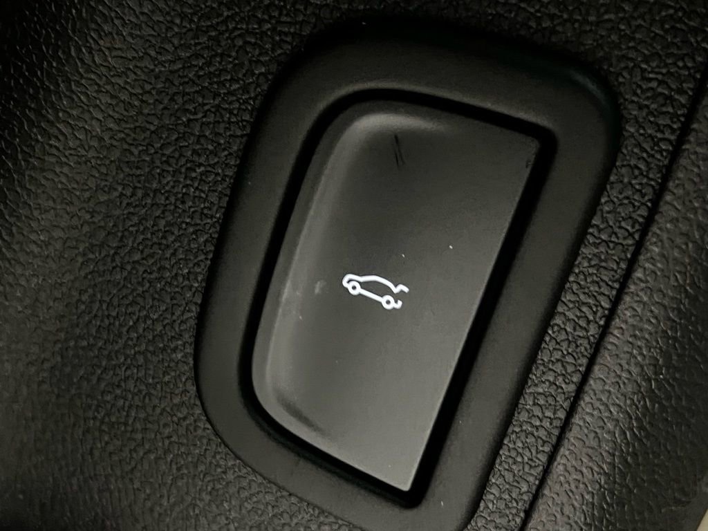 New 2026 Chevrolet Traverse LT w/ Midnight/Sport Edition image 11