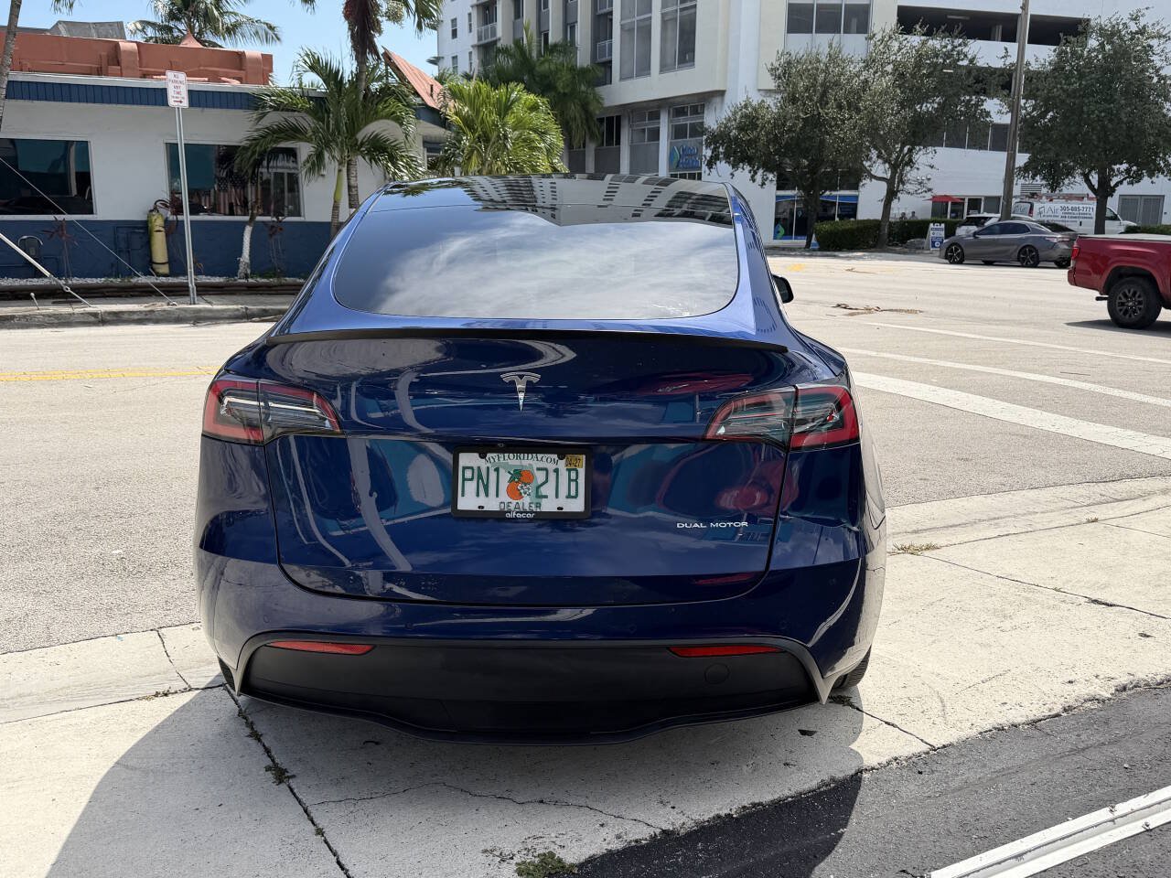 Used 2020 Tesla Model Y Long Range AWD/4WD image 7