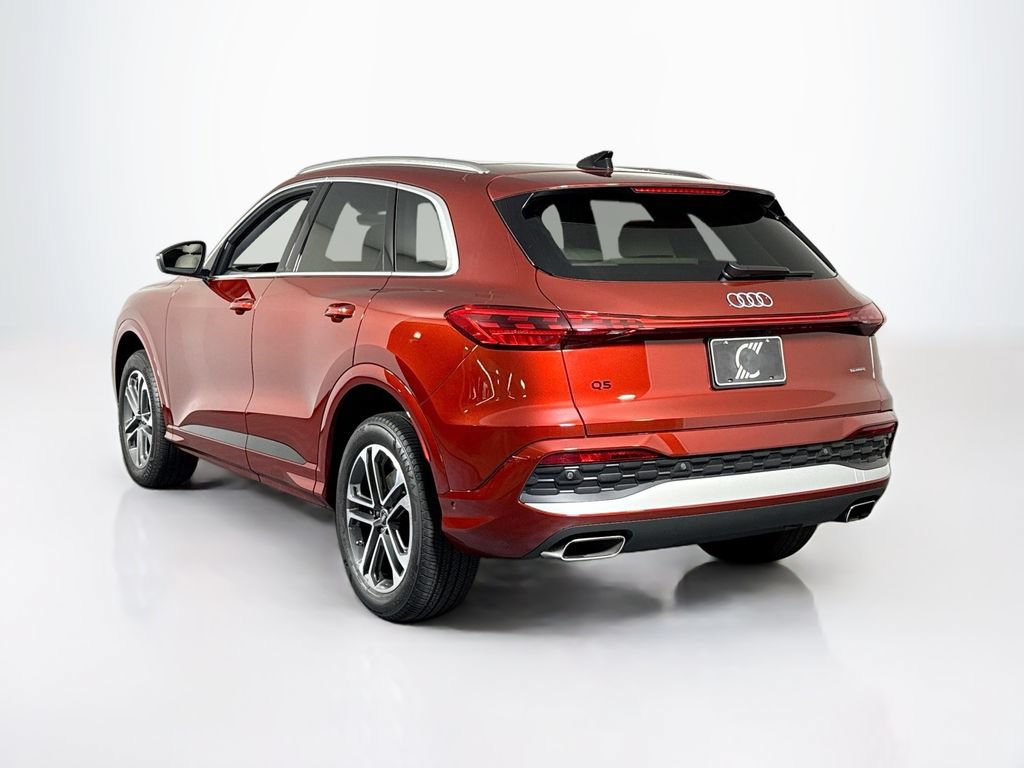 Used 2025 Audi Q5 Premium w/ Convenience Package AWD/4WD image 3