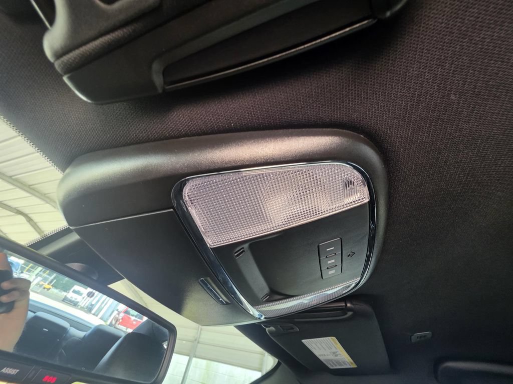 Used 2023 Dodge Charger R/T RWD image 32