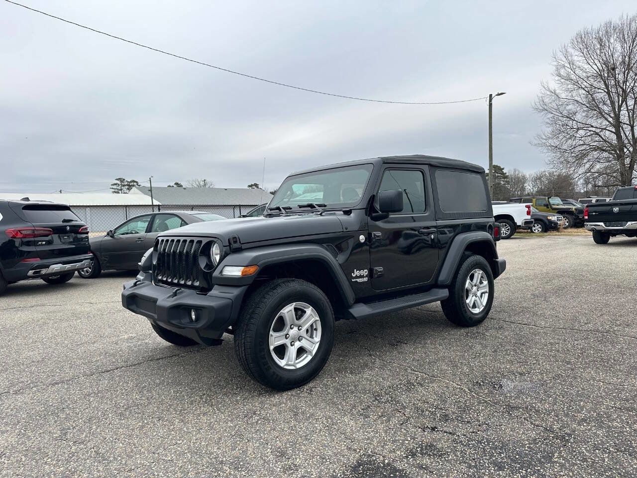 Used 2018 Jeep Wrangler Sport image 1