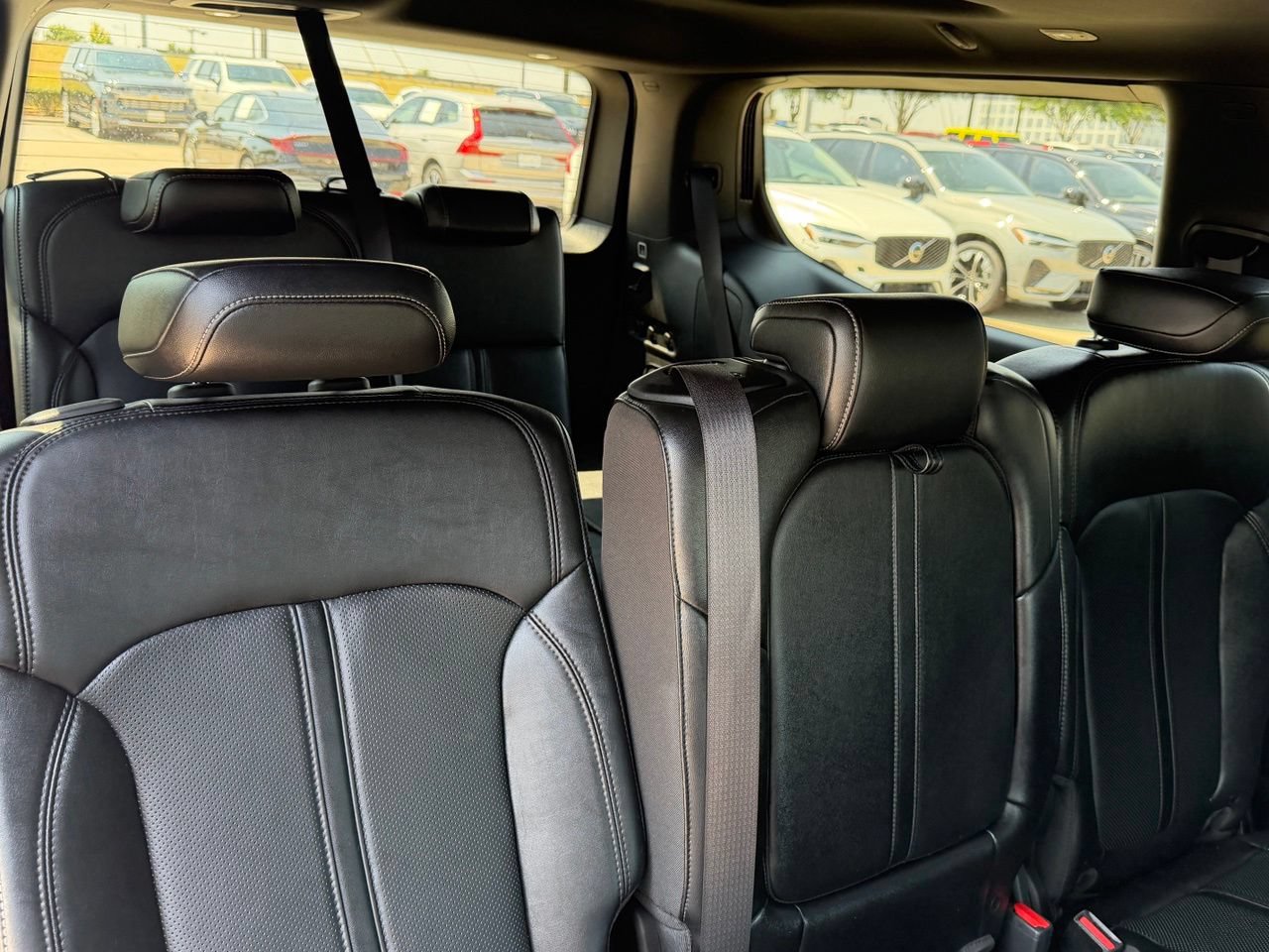 Used 2023 Jeep Wagoneer 4WD w/ Premium Group I image 41