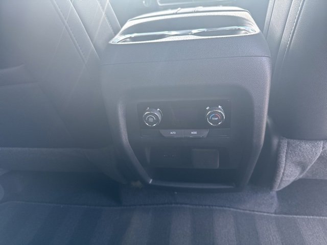 New 2026 Chevrolet Traverse LT w/ Driver Confidence Package image 20