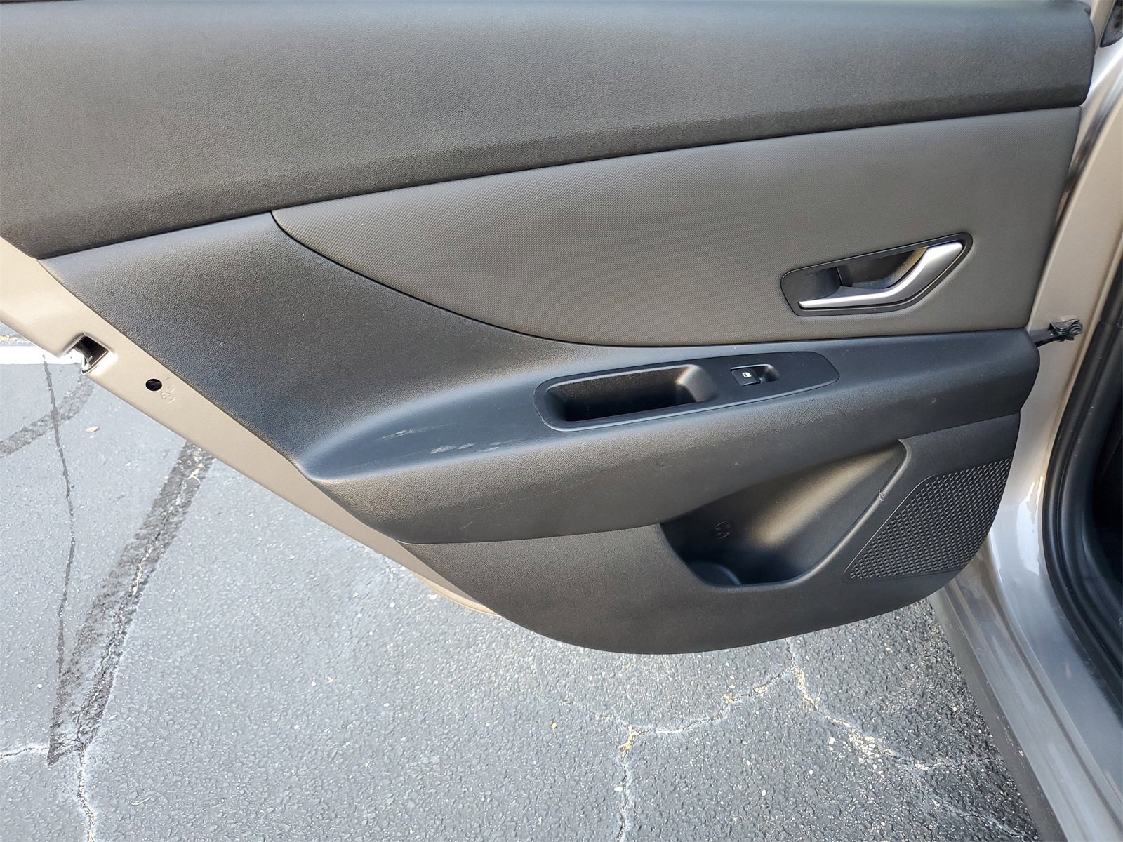 Used 2023 Hyundai Elantra SEL w/ Convenience Package image 23