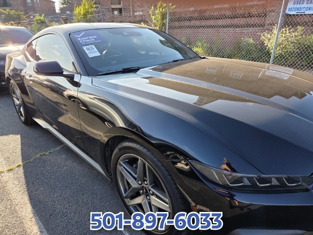 Certified 2025 Ford Mustang Coupe RWD image 9