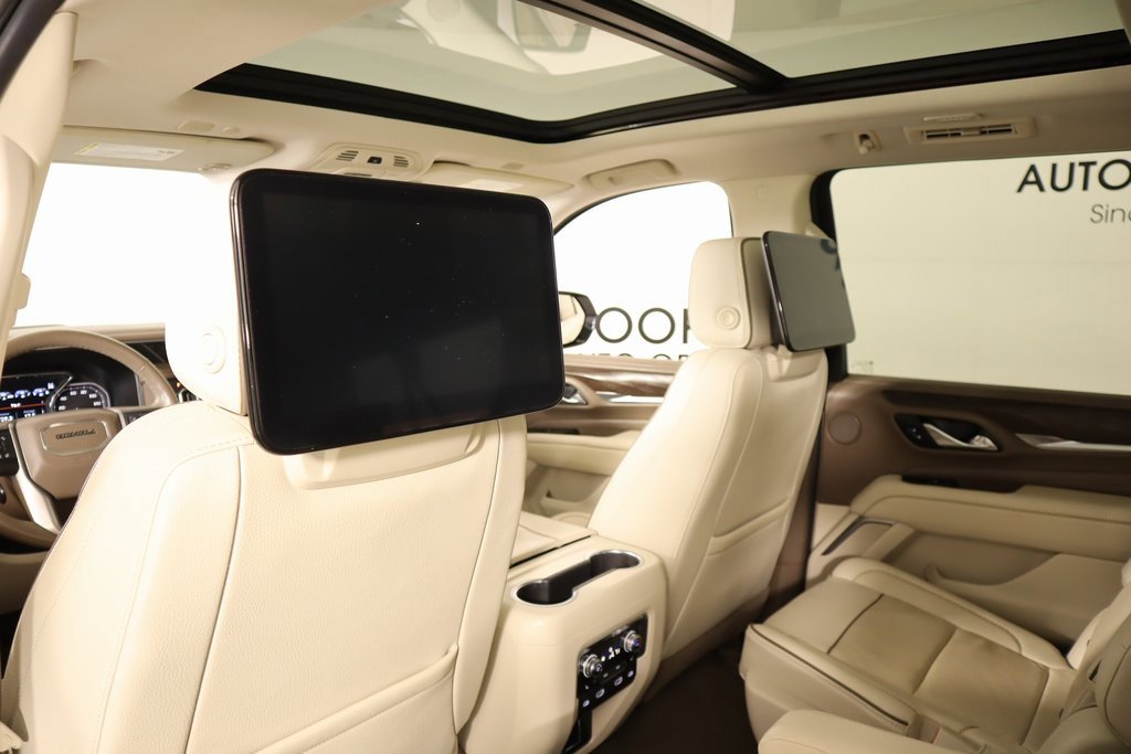 Used 2021 GMC Yukon XL Denali w/ Denali Ultimate Package image 16