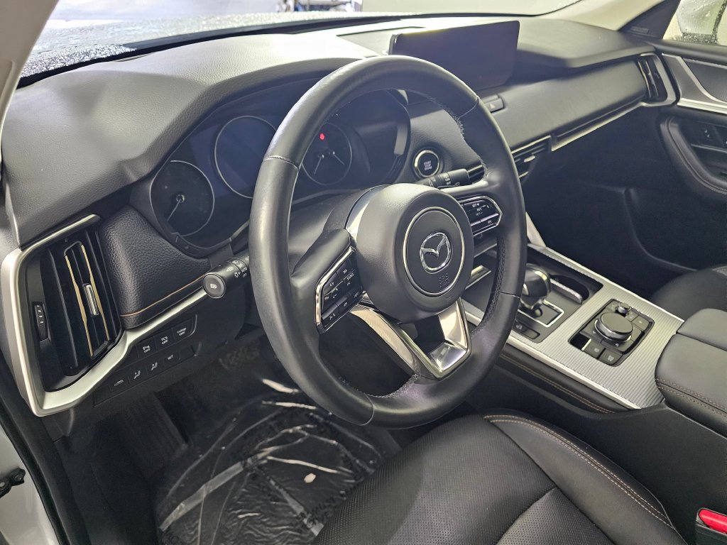 Used 2024 MAZDA CX-90 3.3 Turbo w/ Premium Package AWD/4WD image 25