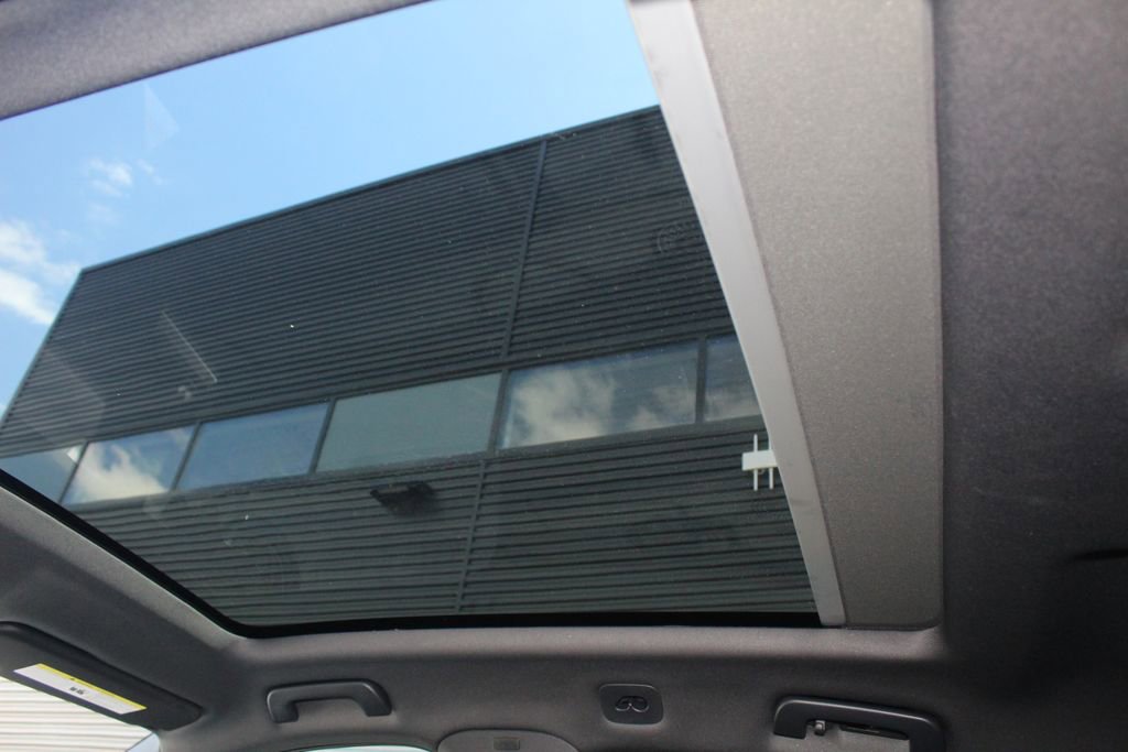 New 2026 Porsche Cayenne S image 24