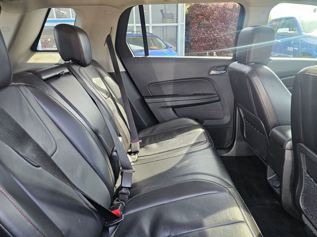 Used 2014 GMC Terrain SLT w/ Safety Package AWD/4WD image 15