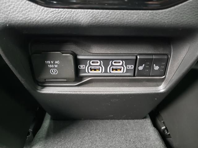 New 2024 Jeep Grand Cherokee Trailhawk w/ Advanced Protech Group II AWD/4WD image 8