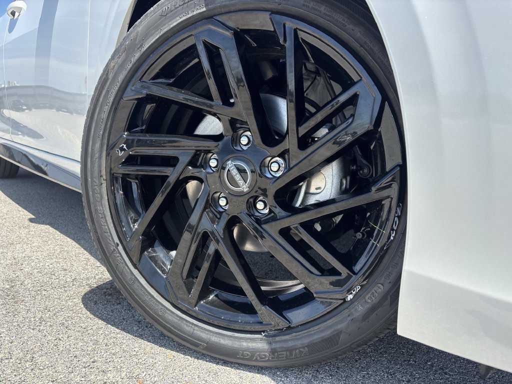 New 2027 Nissan Sentra SR FWD image 10