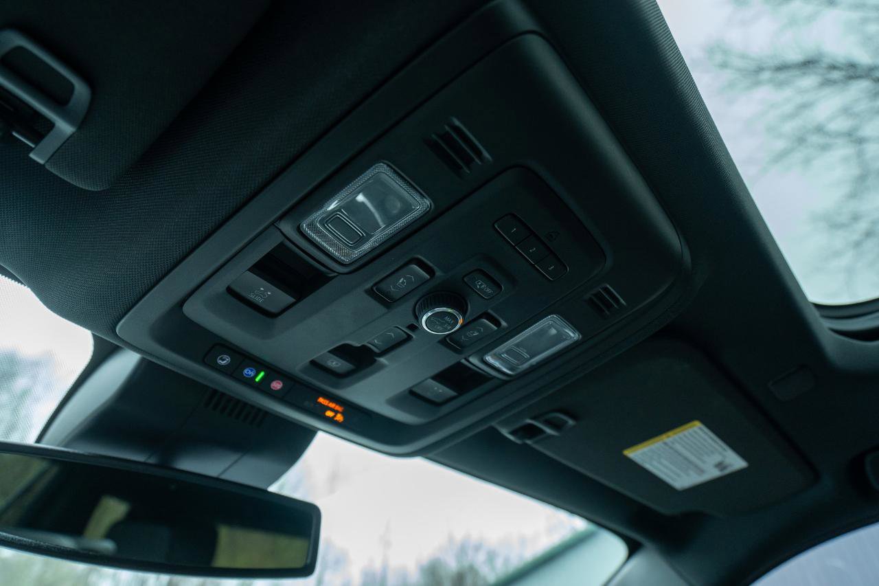 Used 2023 Chevrolet Tahoe LT w/ Luxury Package image 29